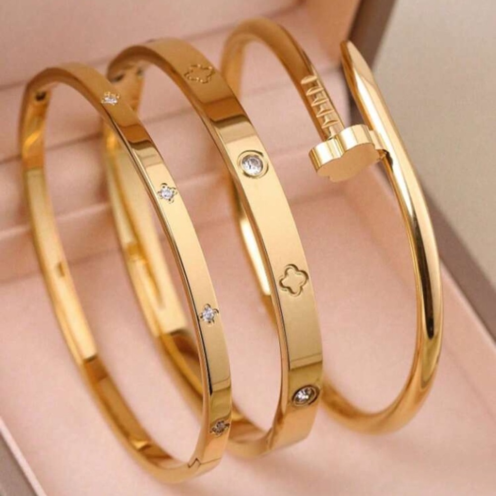 3pcs 18K Gold Plated Stainless Steel Four-Leaf Clover Nail Chain Bracelet Set